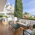 Alquilo 3 dormitorio apartamento de 212 m² en Marbella