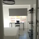 Rent a room of 150 m² in Palma