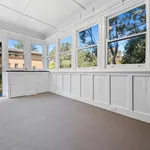 Rent 2 bedroom apartment in Coogee