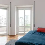 Rent a room in lisbon