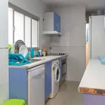 Rent a room of 150 m² in madrid