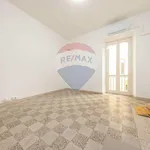 Affitto 5 camera appartamento di 130 m² in Roma