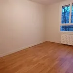 Rent 3 bedroom apartment of 50 m² in  Orléans