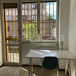 Rent 3 bedroom apartment of 80 m² in Milano