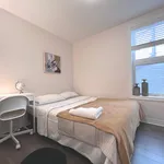 Rent a room in Old Toronto