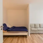 Miete 1 Schlafzimmer wohnung von 42 m² in Berlin