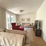 Rent 4 bedroom apartment in Coburg