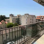 Appartement de 12 m² avec 1 chambre(s) en location à Avignon