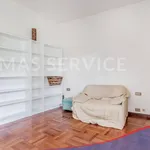 Rent 5 bedroom house of 473 m² in Rome