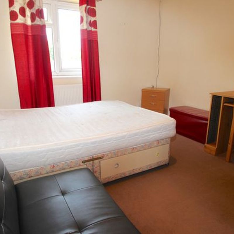 Room to rent in Kestrel Lane, Wellingborough NN8