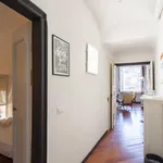 Rent 2 bedroom apartment in Genoa