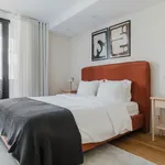 Rent 1 bedroom apartment of 123 m² in Lisbon