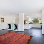 Rent 5 bedroom house of 1450 m² in Marbella