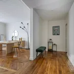 Appartement de 63 m² avec 2 chambre(s) en location à Paris