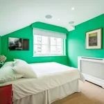 Rent 3 bedroom flat in London