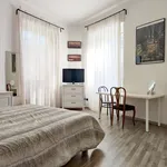 Rent 3 bedroom apartment of 120 m² in milan