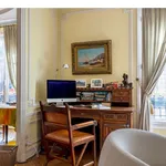 Rent 2 bedroom apartment of 1080 m² in Paris