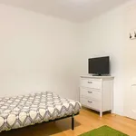 Rent a room in lisbon