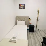 Rent a room in lisbon