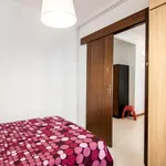 Rent 3 bedroom apartment in Barcelona