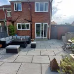 Rent 3 bedroom house in Yorkshire And The Humber