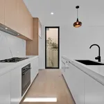 Rent 4 bedroom house in Bentleigh East