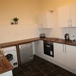 Rent 5 bedroom flat in Dundee