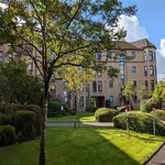 Rent 3 bedroom flat in Glasgow  West