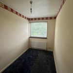 Rent 3 bedroom flat in East Midlands