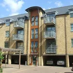 Rent 2 bedroom flat in London