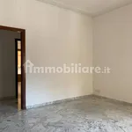 Affitto 5 camera appartamento di 190 m² in Catanzaro