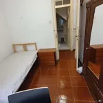 Rent a room in lisbon