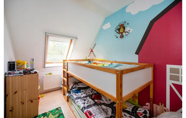 Huur 4 slaapkamer huis van 105 m² in Almere