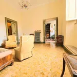 Rent 5 bedroom apartment of 163 m² in Osimo