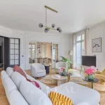 Rent 7 bedroom apartment of 221 m² in Paris