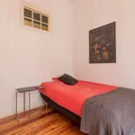 Rent 2 bedroom apartment of 100 m² in lisbon