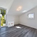 Rent 4 bedroom apartment of 140 m² in Crissier