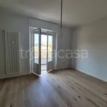 Rent 3 bedroom apartment of 86 m² in Milano