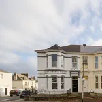 Rent 5 bedroom house in Plymouth