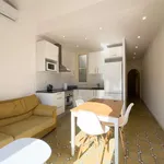 Rent 2 bedroom apartment of 65 m² in barcelona