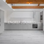 Rent 4 bedroom apartment of 120 m² in Prague