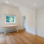 Rent 6 bedroom house in South East England