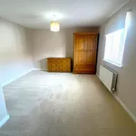 Rent 4 bedroom flat in West Suffolk