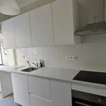 Rent 2 bedroom apartment of 70 m² in lisbon