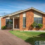 Rent 4 bedroom house in Narre Warren