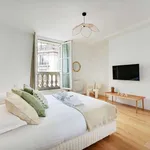 Rent 2 bedroom apartment of 60 m² in paris