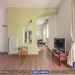 Rent 1 bedroom apartment of 48 m² in Milano