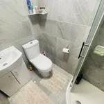 Rent 3 bedroom flat in Sandwell