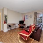 Rent 2 bedroom flat in London