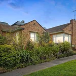 Rent 3 bedroom house in Balwyn North